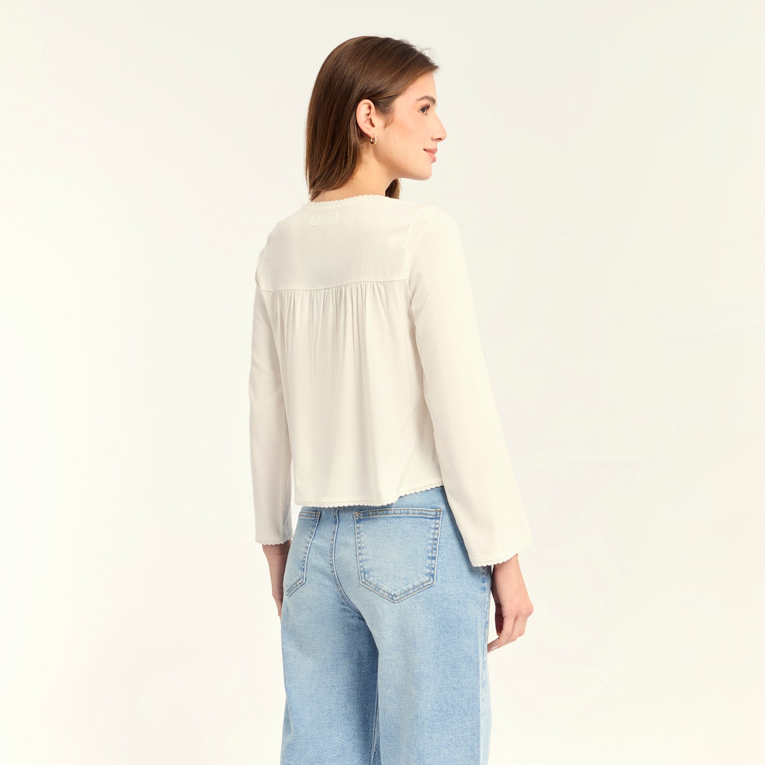 Blusa Nekani Hueso