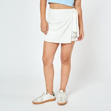 Falda Broderita Hueso