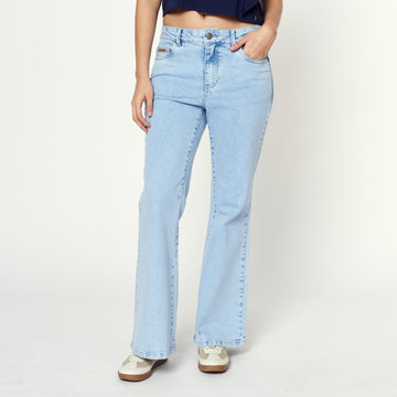 Jean Sweet But Hot Celeste