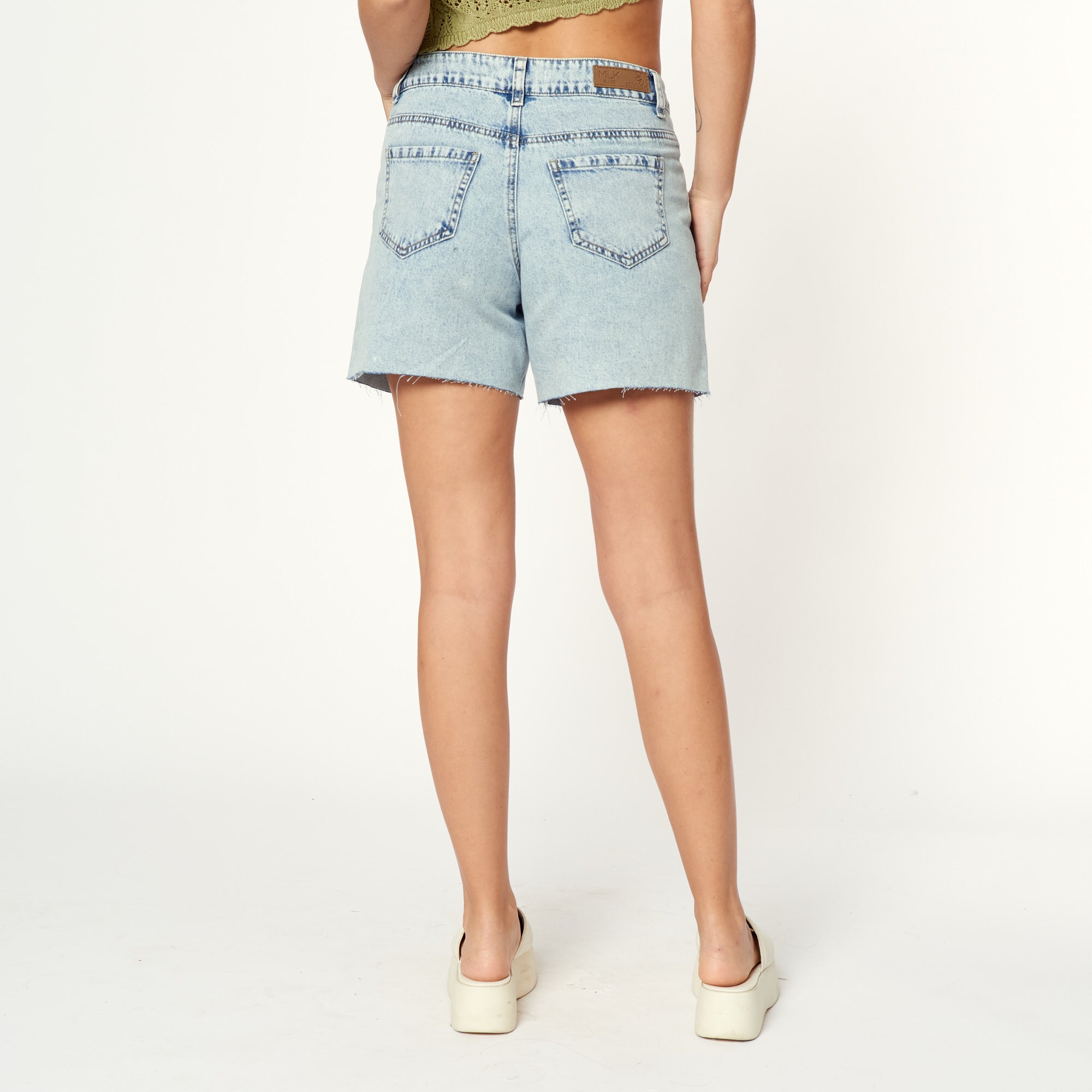 Short Capri Celeste