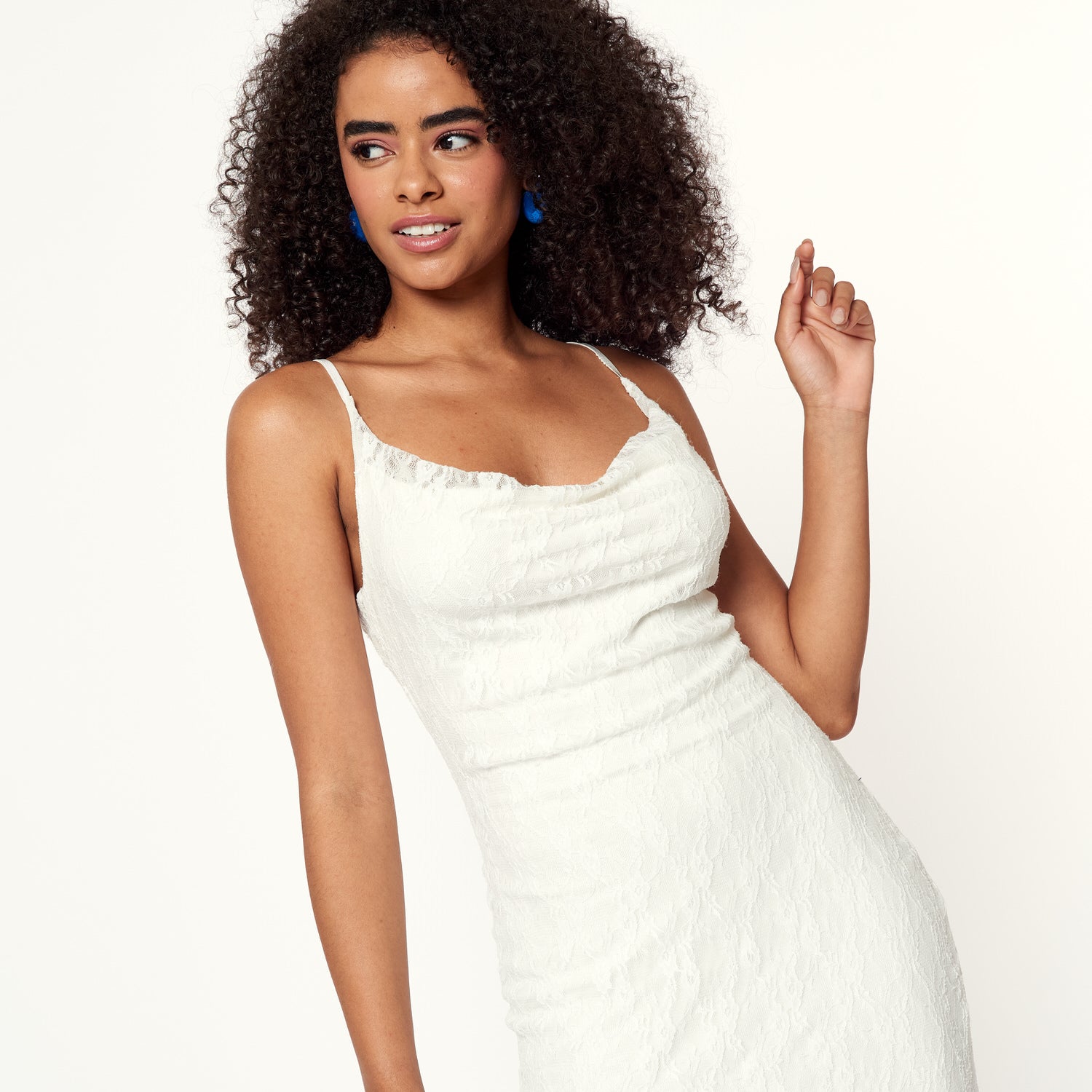 Vestido Kiara Hueso