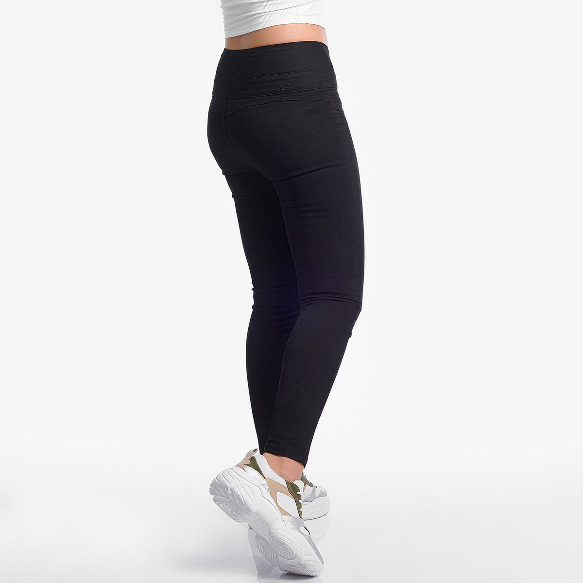 Pantalon Winner TT Negro
